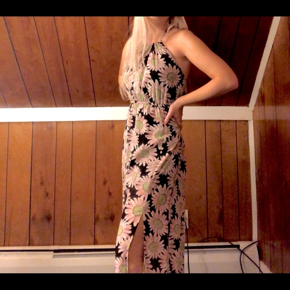 blackless maxi dress